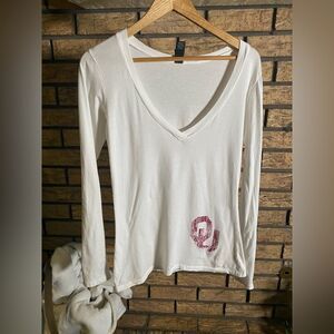 ‎Ou vneck